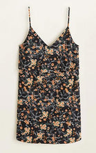 Load image into Gallery viewer, Sleeveless Short fashion Dress-M2