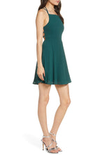 Load image into Gallery viewer, Stylish Backless Fashion Dress-M3