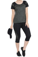 Load image into Gallery viewer, Gym Sports Active wear Top with Capri-Purple
