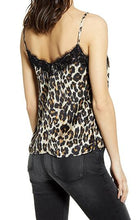 Load image into Gallery viewer, Sleeveless Fashion Top-M3
