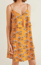 Load image into Gallery viewer, Sleeveless Short fashion Dress-M3
